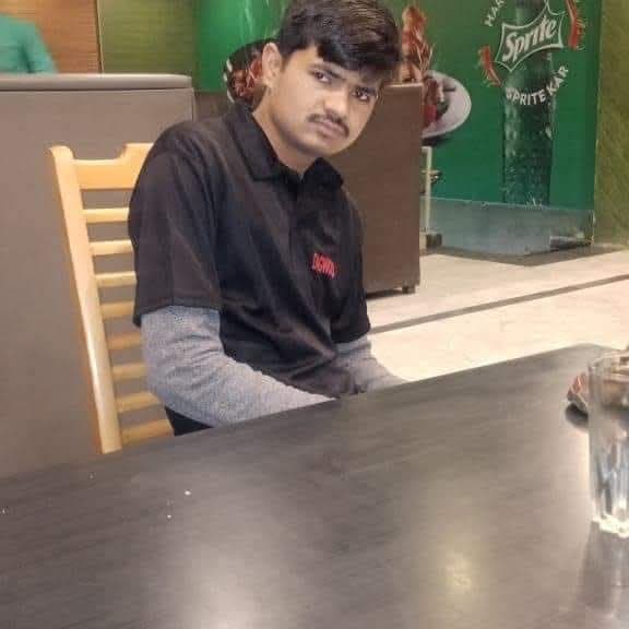 M Shoqat Gulam Fareed - वर